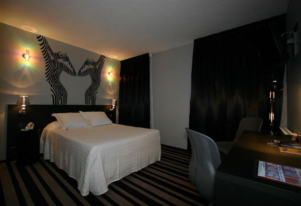 Dav'Hotel Jaude Clermont-Ferrand Ngoại thất bức ảnh